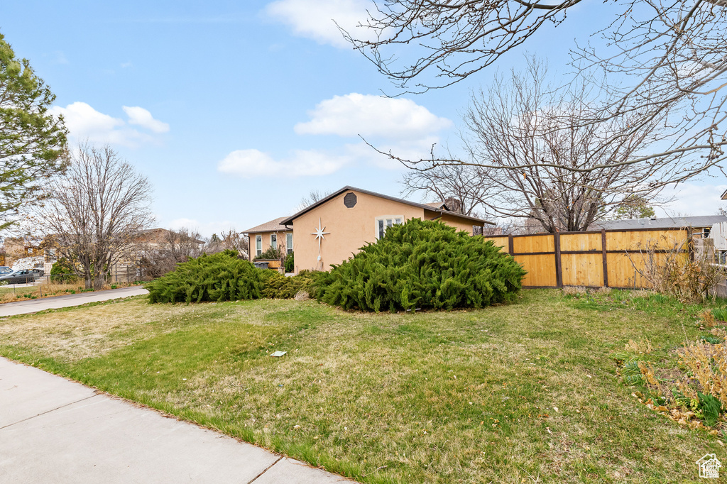 Photo 2 for MLS #2109928 at 669 W Ogden Dr