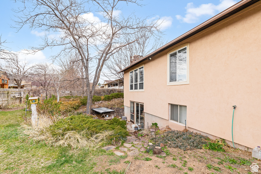 Photo 4 for MLS #2109928 at 669 W Ogden Dr