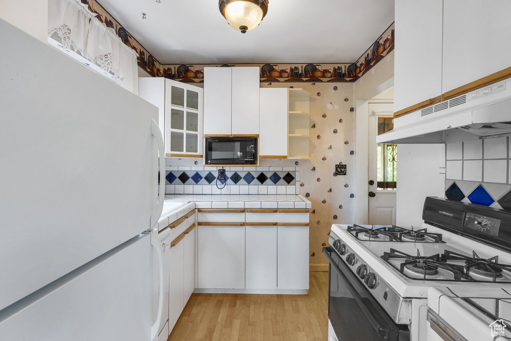 Photo 13 for MLS #2109936 at 1070 W Center St