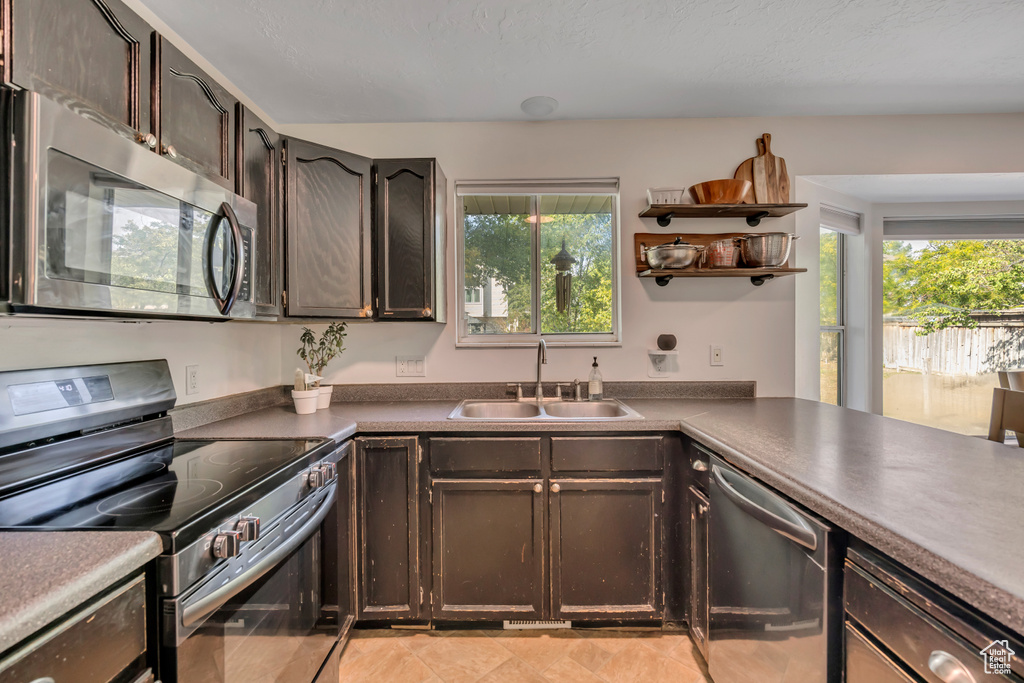 644 W 2350 N Lehi, UT 84043