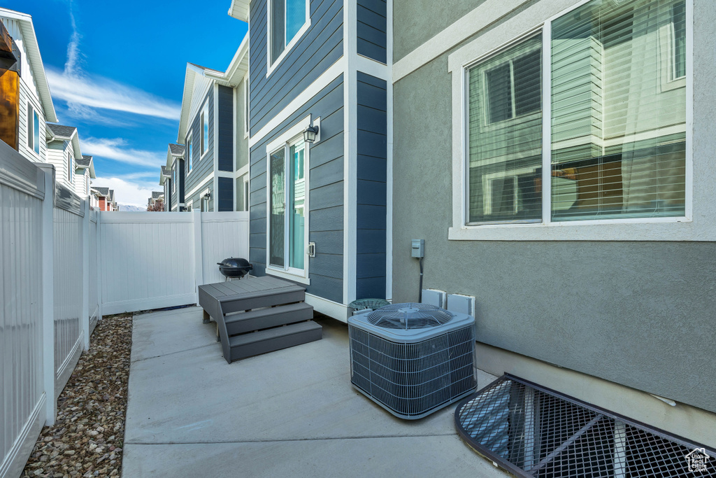 Photo 26 for MLS #2109945 at 1052 E Waterway Ln