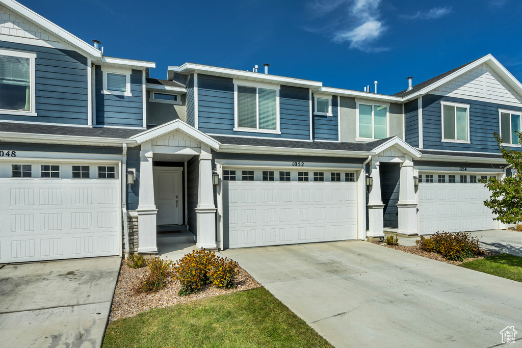 Photo 2 for MLS #2109945 at 1052 E Waterway Ln