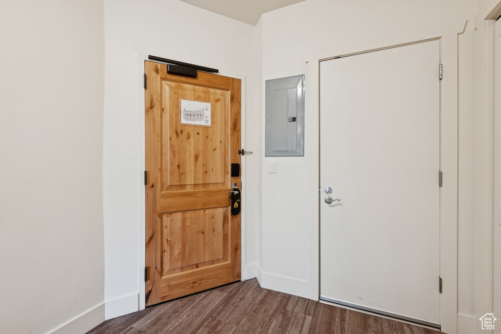 Photo 9 for MLS #2109946 at 1476 W Newpark Blvd #308
