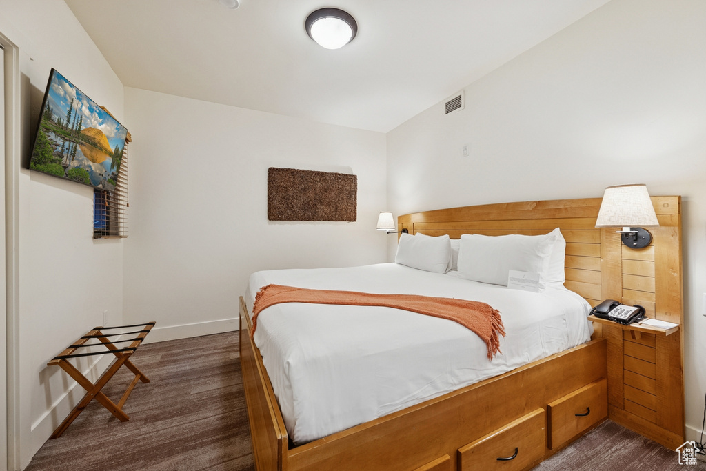 Photo 10 for MLS #2109946 at 1476 W Newpark Blvd #308