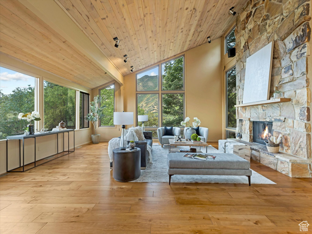 Photo 9 for MLS #2109947 at 4517 S Abinadi Rd