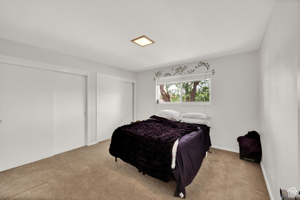 Photo 13 for MLS #2109951 at 2209 E Carriage Ln #42