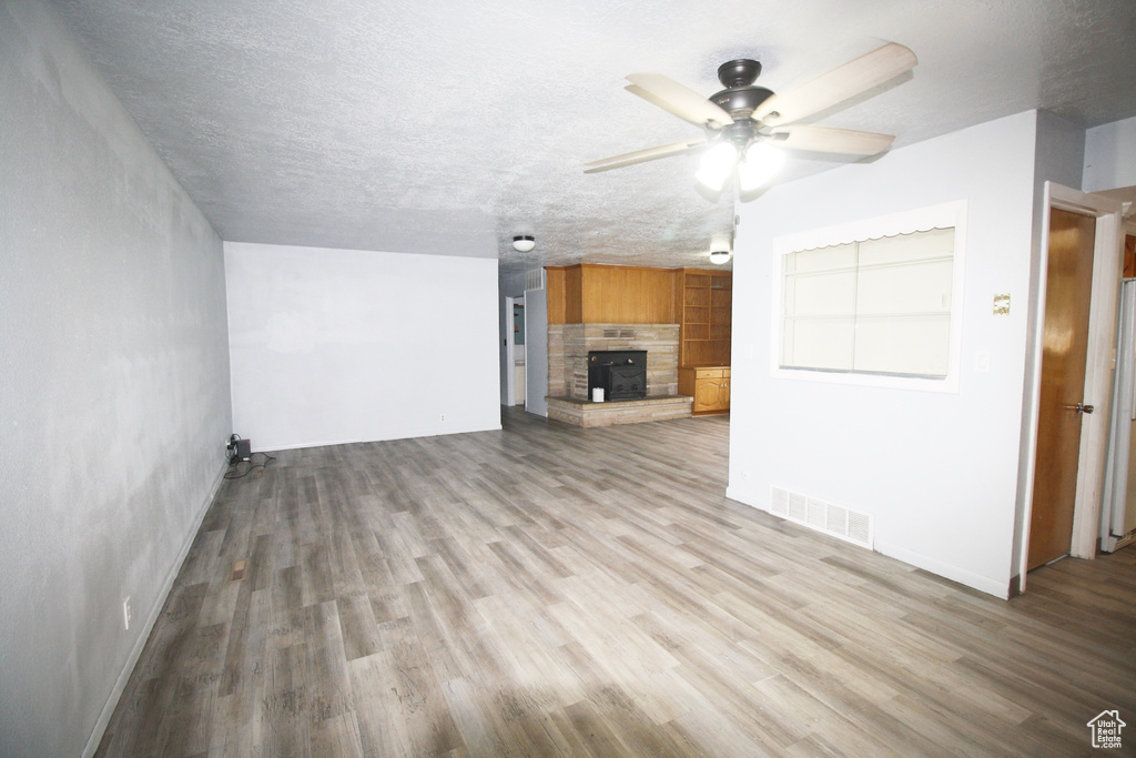 Photo 6 for MLS #2109957 at 345 N 700 East