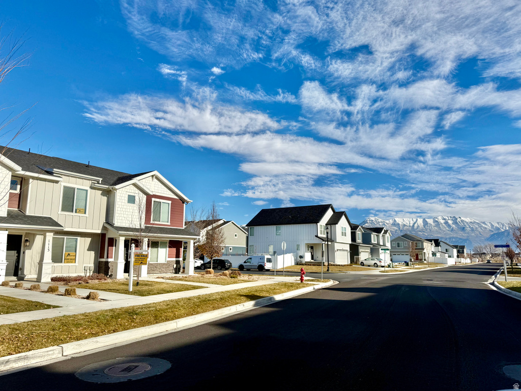 1113 E BEARING DR Saratoga Springs, UT 84045