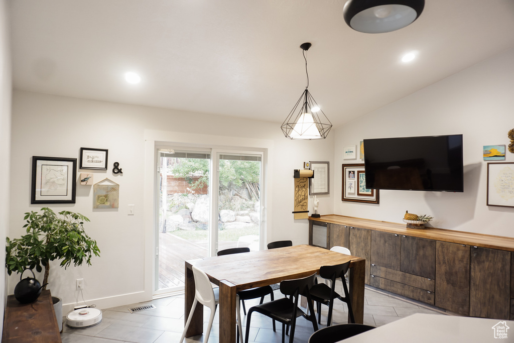 Photo 10 for MLS #2109969 at 1795 E Walnut Grove Dr