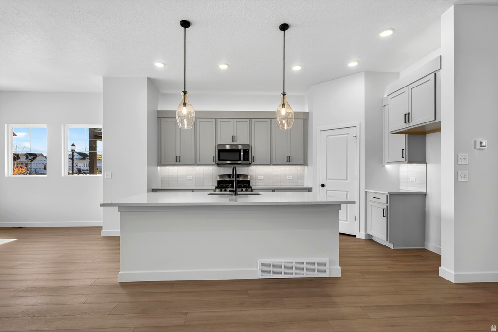 7232 W TERRAINE RD West Jordan, UT 84081