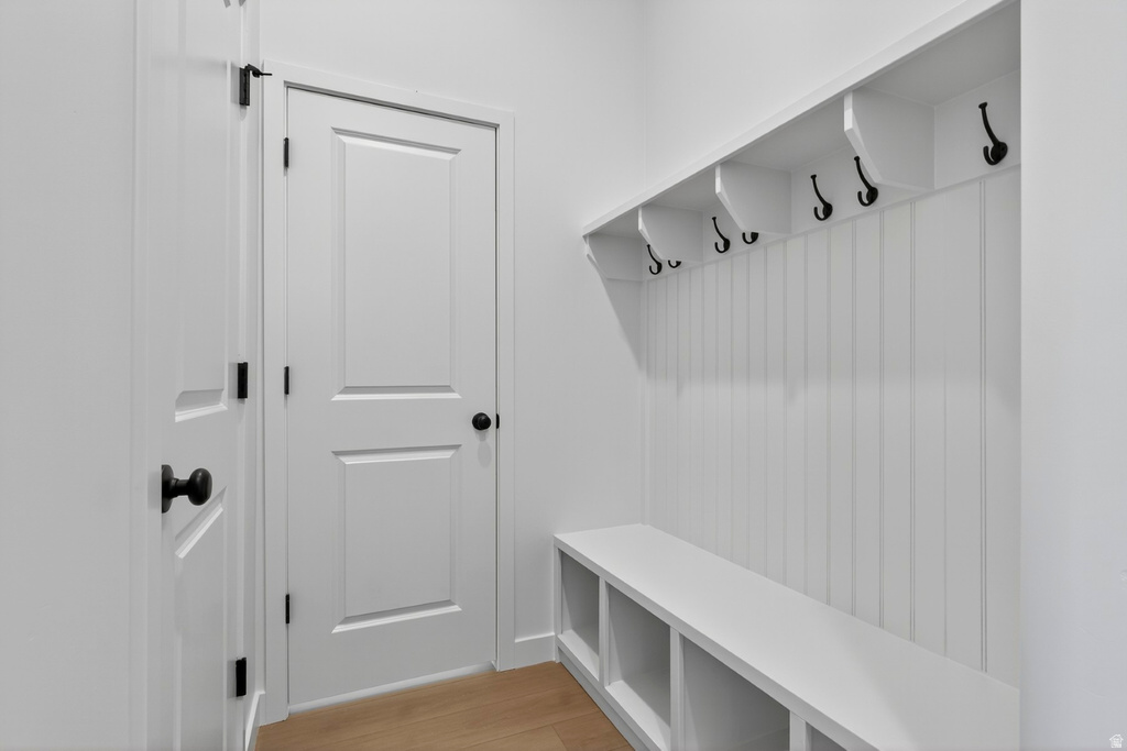 7232 W TERRAINE RD West Jordan, UT 84081