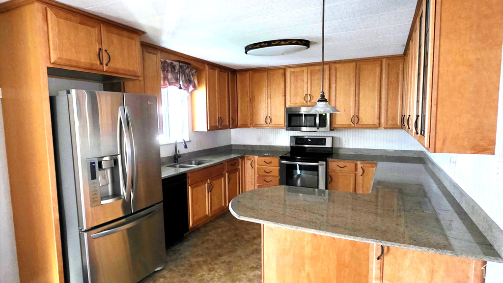 Photo 3 for MLS #2109977 at 3800 S 1900 West #129
