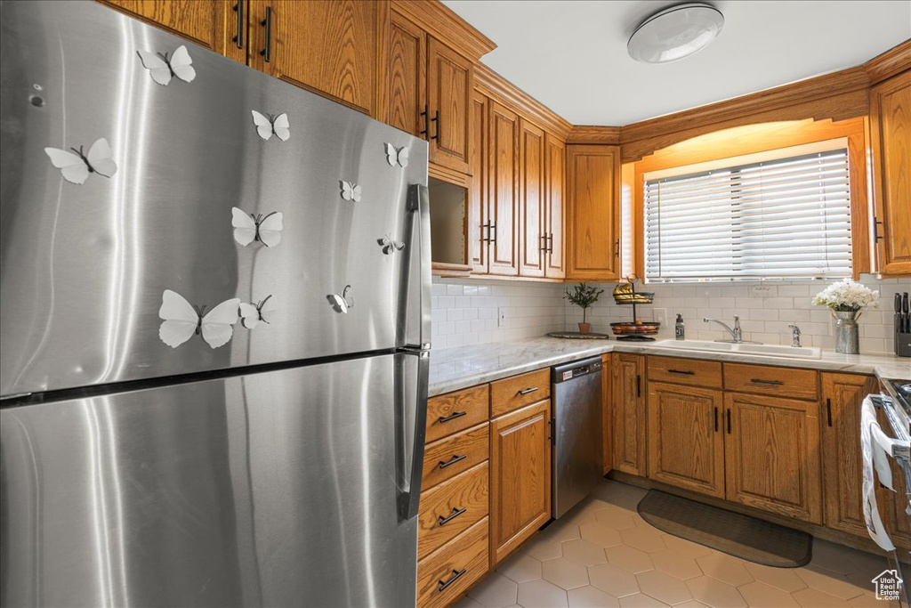 Photo 11 for MLS #2109985 at 599 Canyon Rd