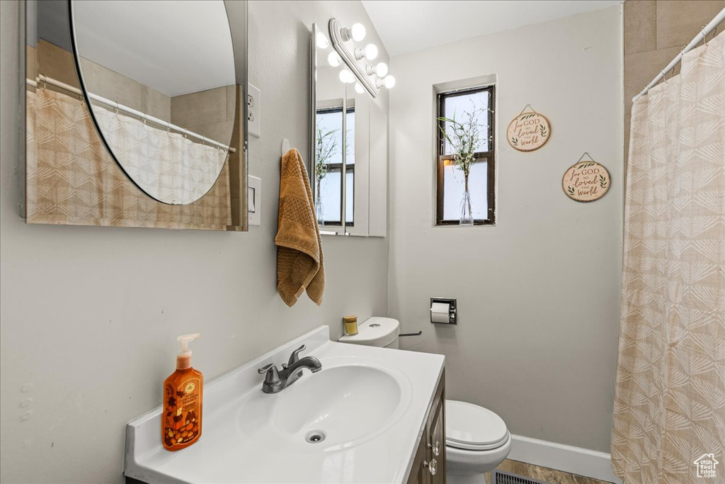 Photo 8 for MLS #2109985 at 599 Canyon Rd