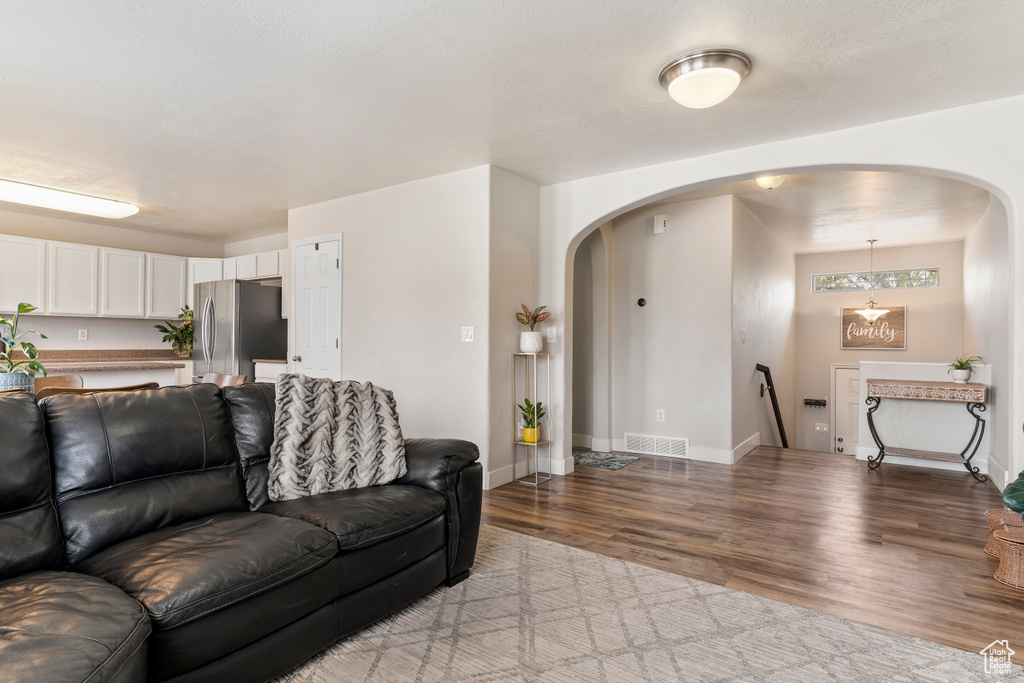 Photo 6 for MLS #2109987 at 335 Alford Ct