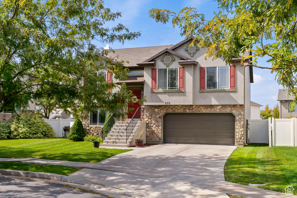 Photo 3 for MLS #2109987 at 335 Alford Ct