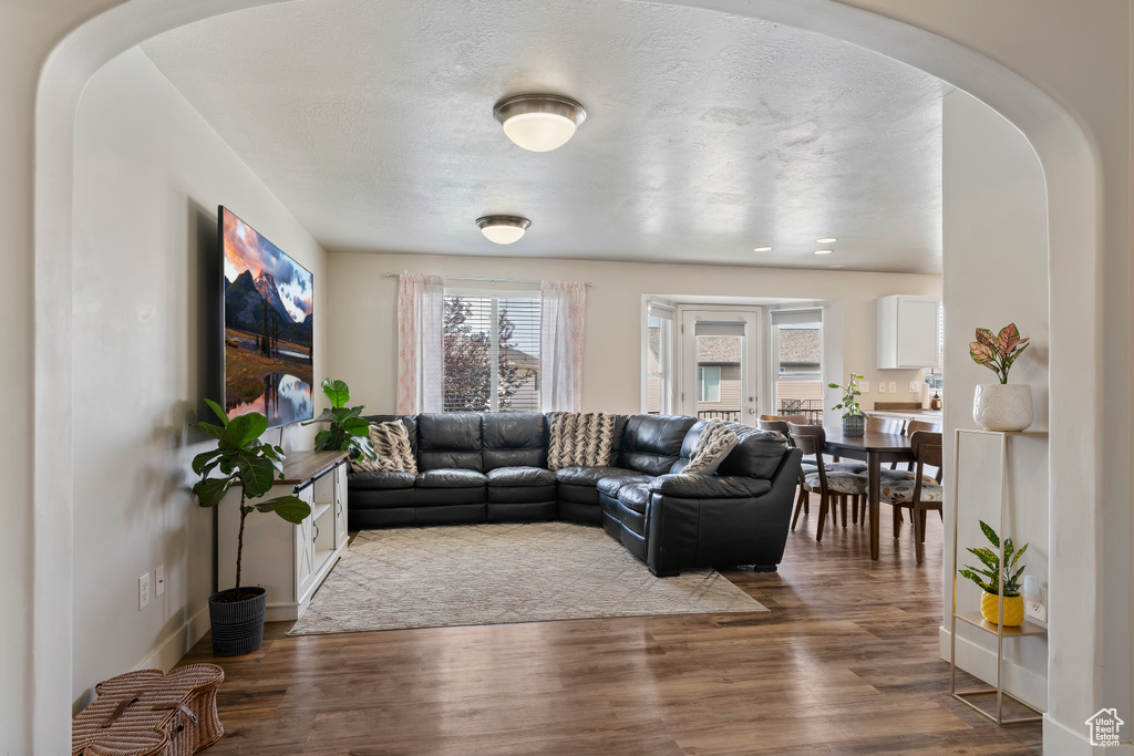 Photo 5 for MLS #2109987 at 335 Alford Ct