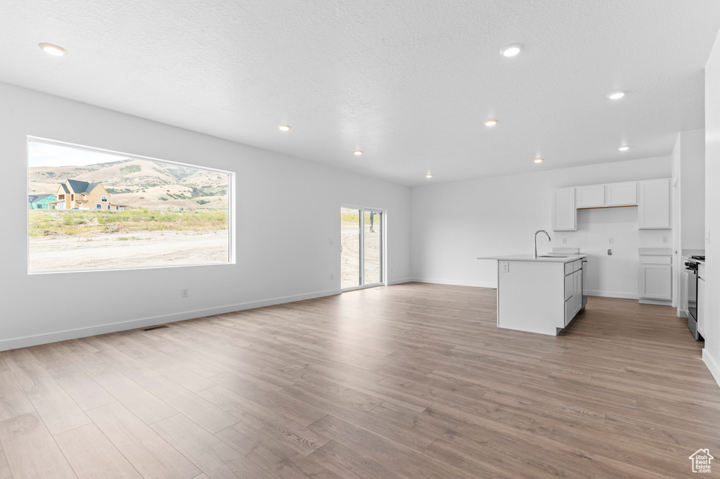 Photo 6 for MLS #2109992 at 4213 N Moray Dr #143