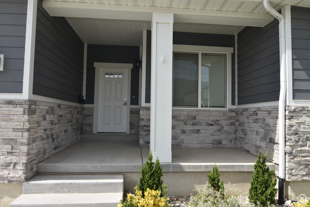 Photo 2 for MLS #2110001 at 1355 N 1980 East