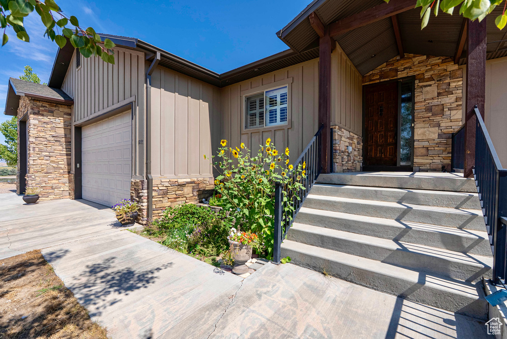 Photo 3 for MLS #2110002 at 9235 S Redwash Rd