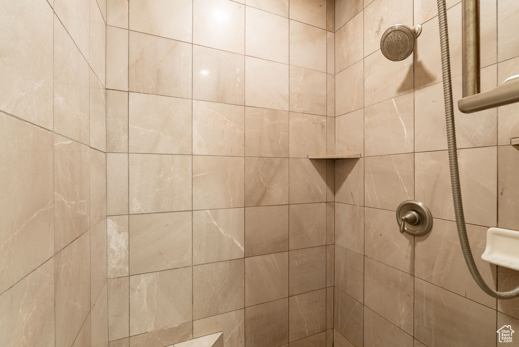 Photo 22 for MLS #2110002 at 9235 S Redwash Rd