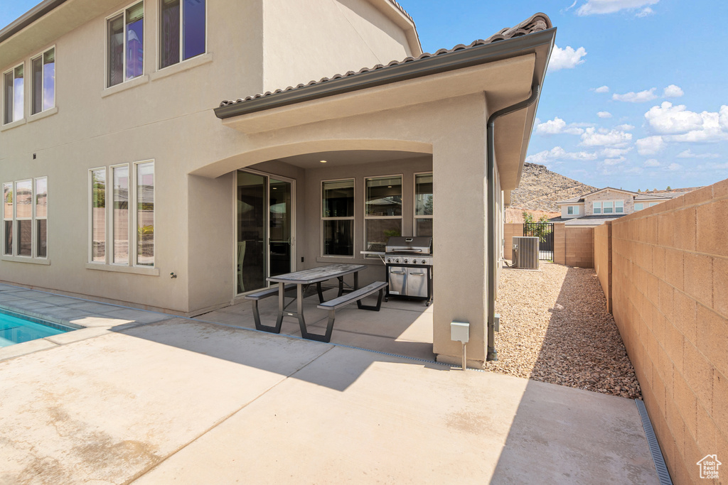 Photo 25 for MLS #2110009 at 1387 N Rustico Dr