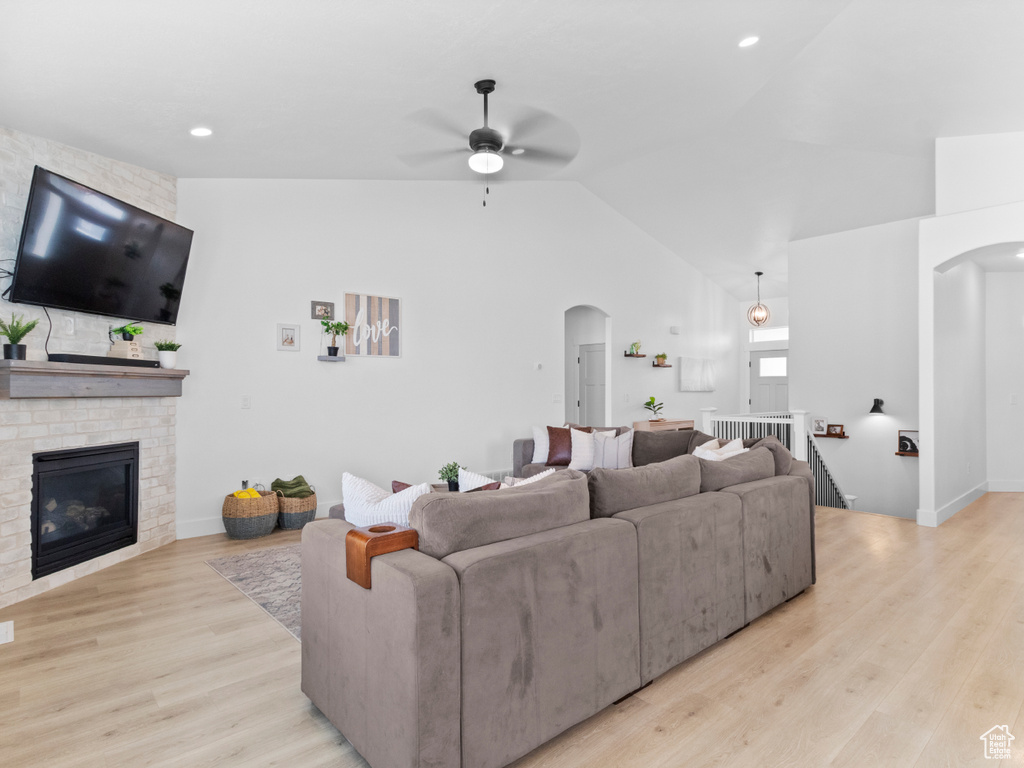 293 E BEDFORD DR Stansbury Park, UT 84074