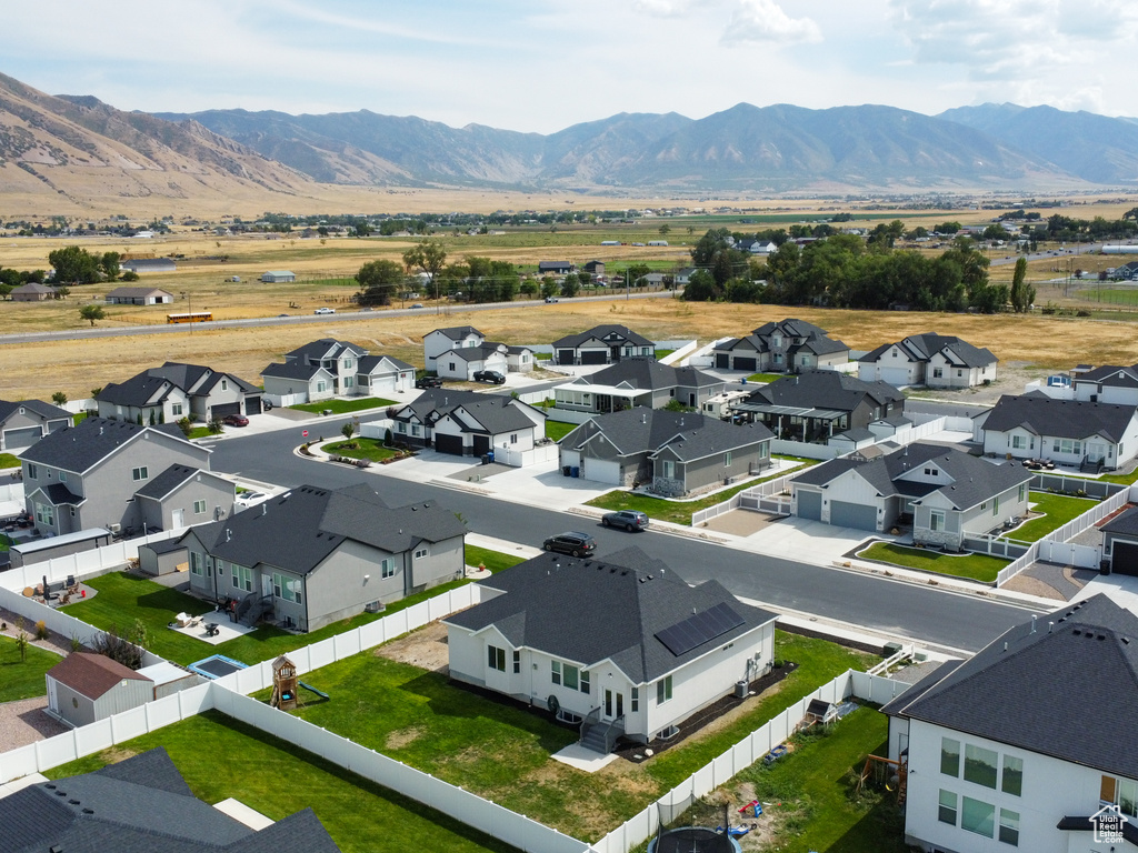 293 E BEDFORD DR Stansbury Park, UT 84074