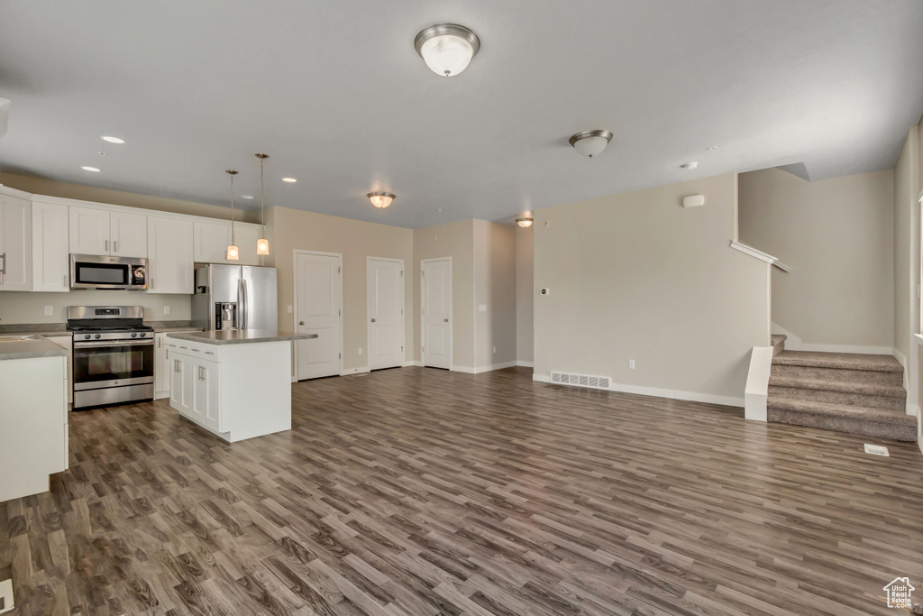 5374 W ROYAL ARCHES PL Herriman, UT 84096