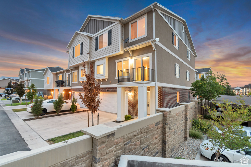 5374 W ROYAL ARCHES PL Herriman, UT 84096