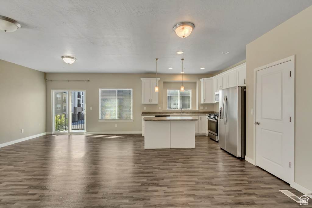 5374 W ROYAL ARCHES PL Herriman, UT 84096