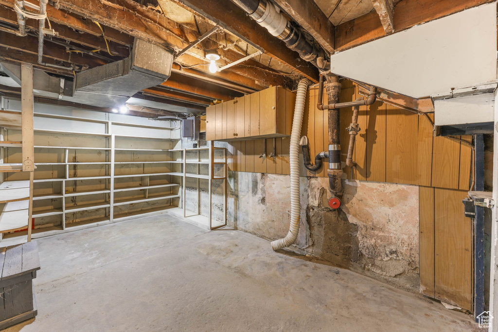 2310 JACKSON AVE Ogden, UT 84401