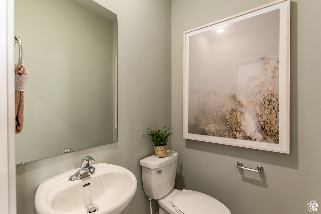 1093 W CHOKECHERRY ST #232 Saratoga Springs, UT 84045