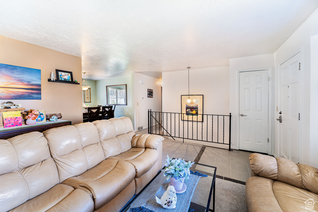 Photo 4 for MLS #2110037 at 4571 W Hillside Dr