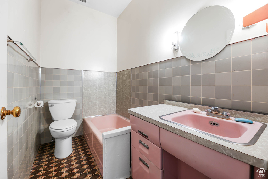 Photo 13 for MLS #2110047 at 55 S Main St