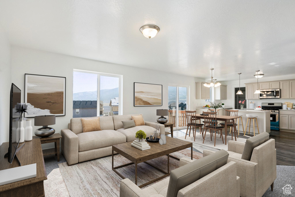 Photo 3 for MLS #2110048 at 1610 S White Sage Dr #315