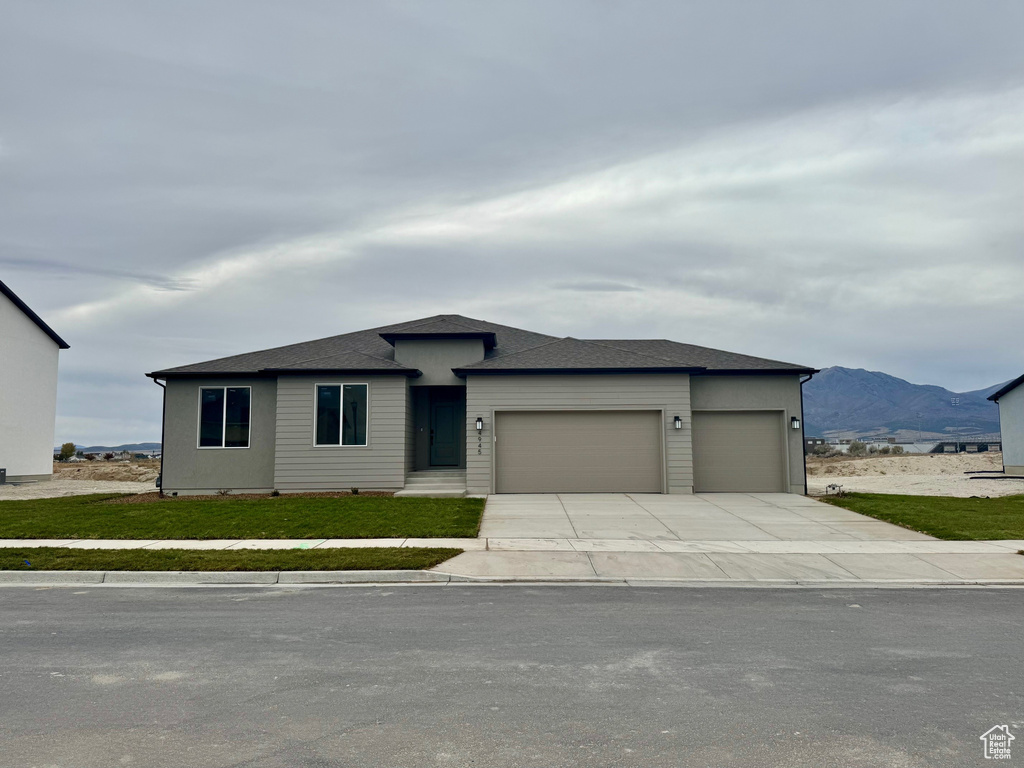 Photo 2 for MLS #2110049 at 4945 N Topaz Dr #303