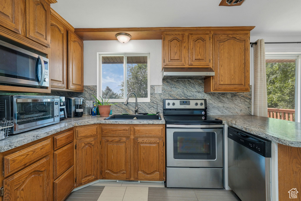 Photo 6 for MLS #2110060 at 2735 N 400 East