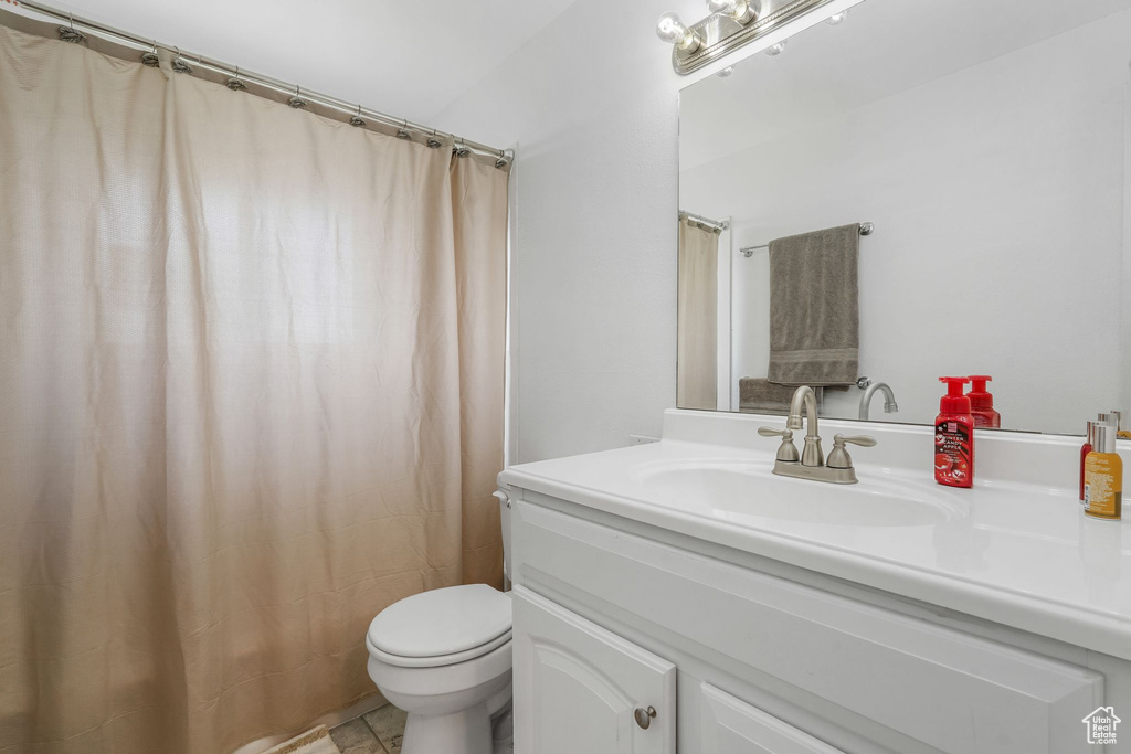 Photo 12 for MLS #2110060 at 2735 N 400 East