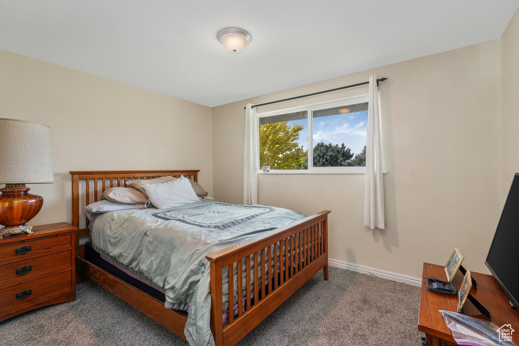 Photo 9 for MLS #2110060 at 2735 N 400 East