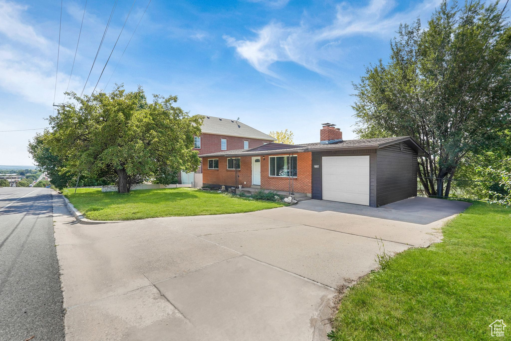 Photo 2 for MLS #2110060 at 2735 N 400 East