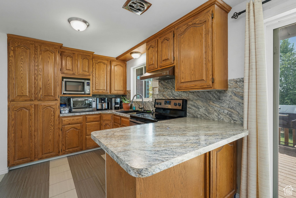Photo 7 for MLS #2110060 at 2735 N 400 East