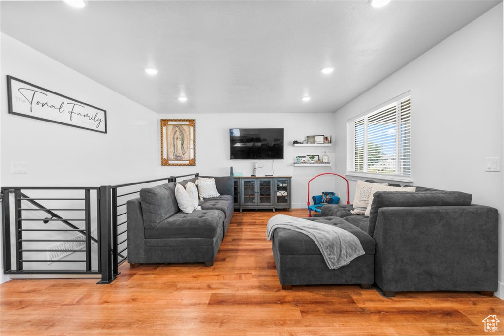 Photo 5 for MLS #2110070 at 130 E 300 North
