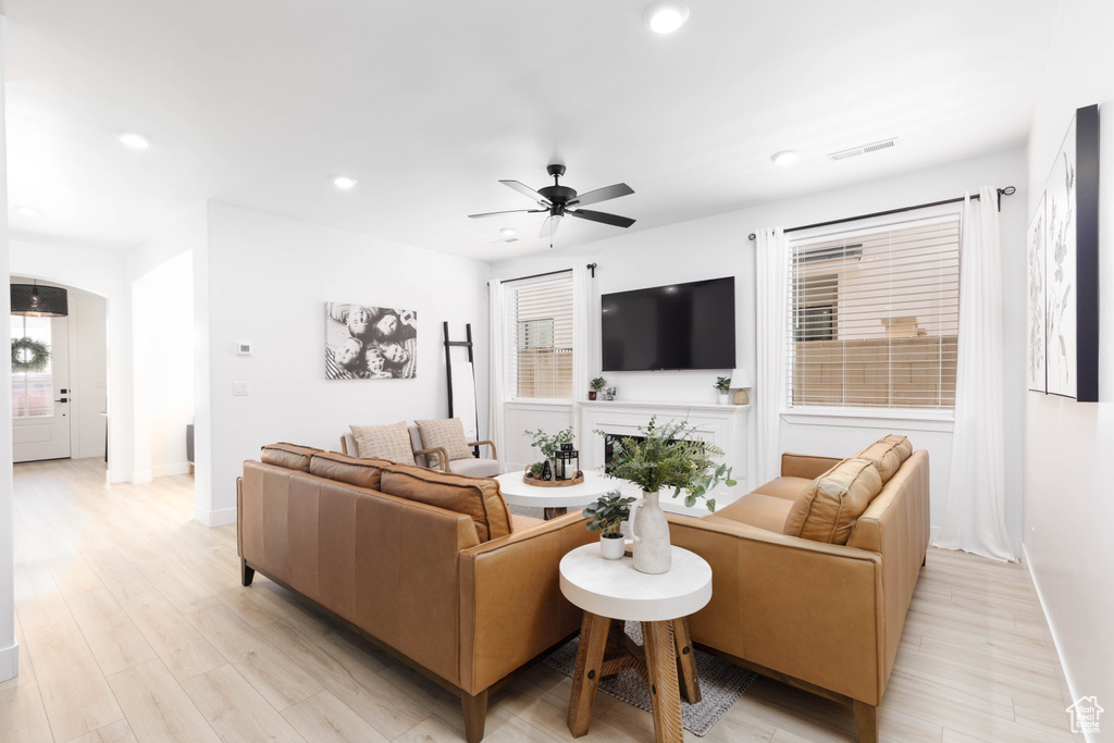 Photo 9 for MLS #2110079 at 622 W Juniper Hill Dr