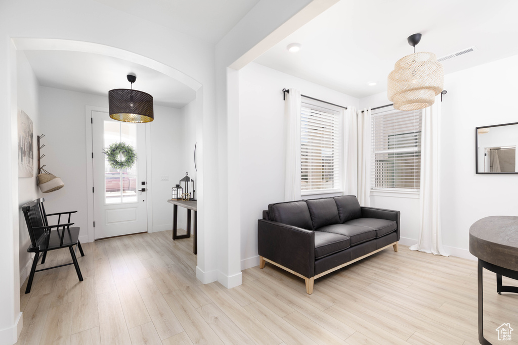 Photo 5 for MLS #2110079 at 622 W Juniper Hill Dr