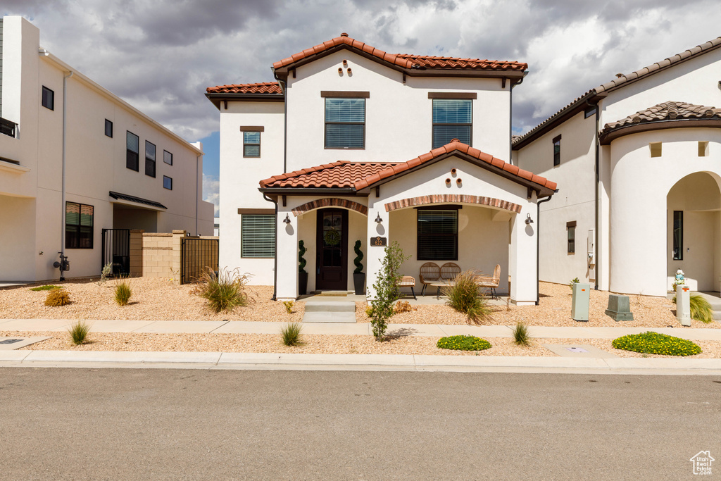 Photo 2 for MLS #2110079 at 622 W Juniper Hill Dr