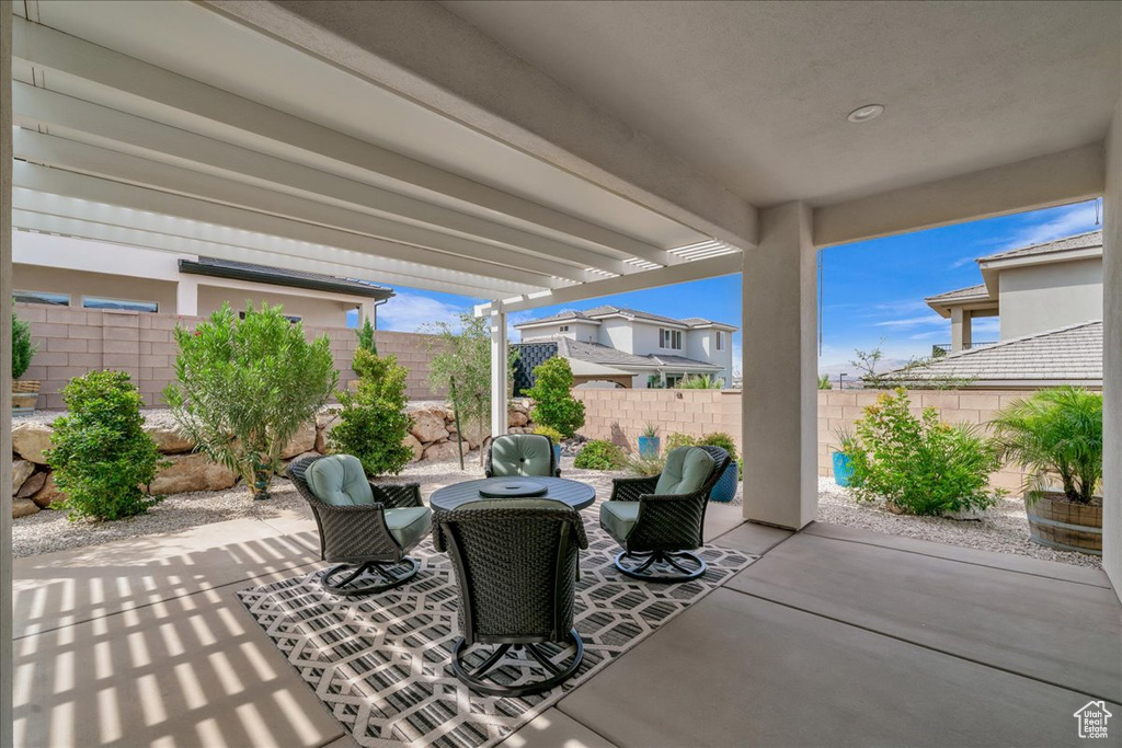 Photo 14 for MLS #2110084 at 1434 E Black Brush Dr