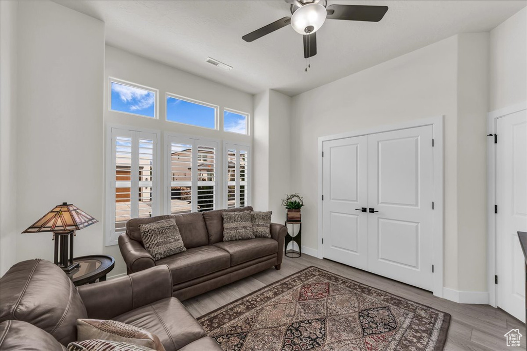 Photo 31 for MLS #2110084 at 1434 E Black Brush Dr