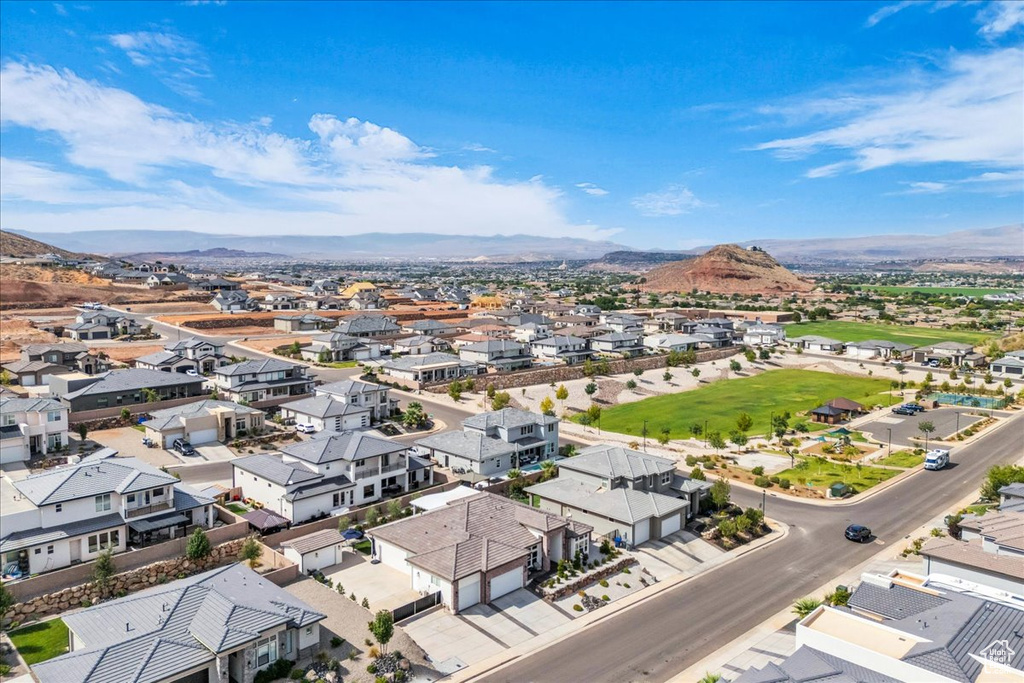 Photo 5 for MLS #2110084 at 1434 E Black Brush Dr