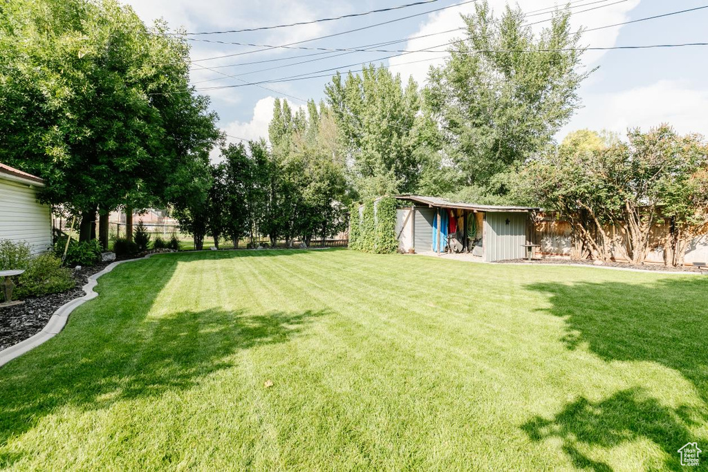 Photo 22 for MLS #2110086 at 129 E 1st